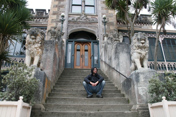12 Larnach Castle na wzgórzu obok Dunedine.