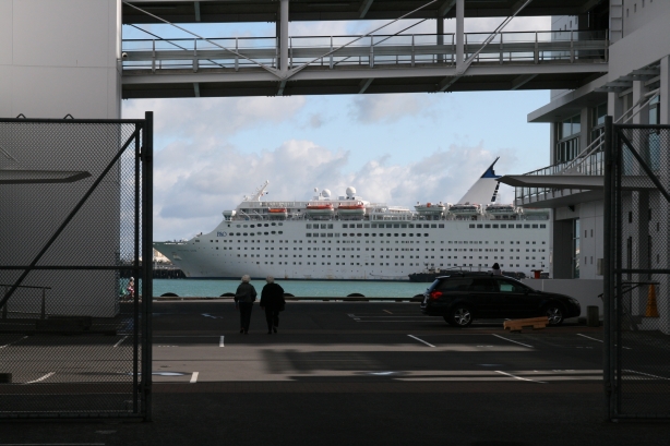2 Port.