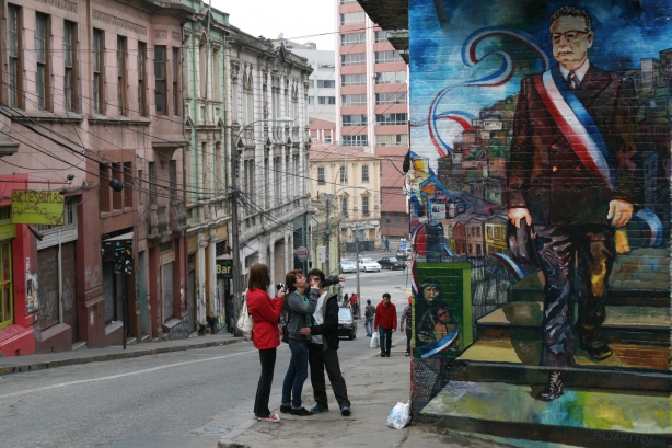 0 Uliczny portret Salvadora Allende.