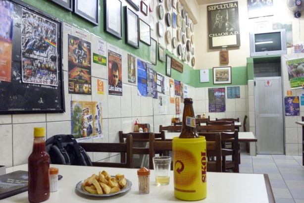 10 Bar "Bolao" - mekka fanów Sepultury.